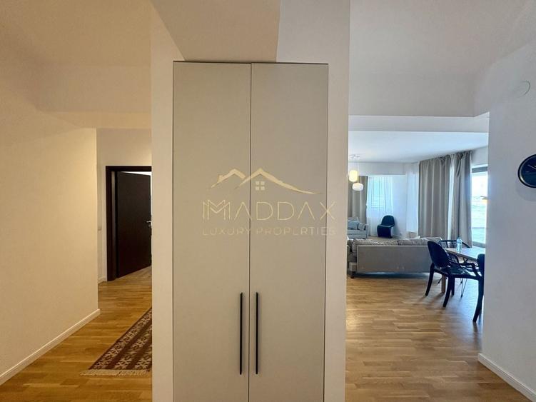 Apartament cu 3 camere decomandat, mobilat în Central