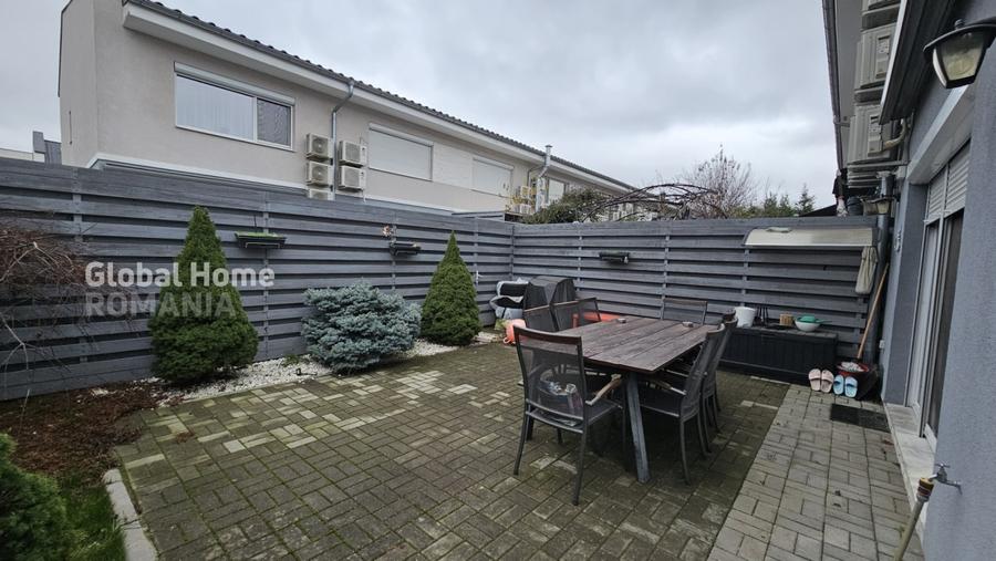 Duplex cu 3 camere cu Canalizare în Voluntari