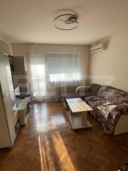 Apartament cu 3 camere semidecomandat în Tipografilor