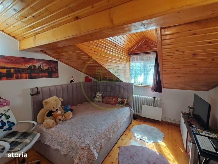 Apartament cu 3 camere decomandat în Sub Arini