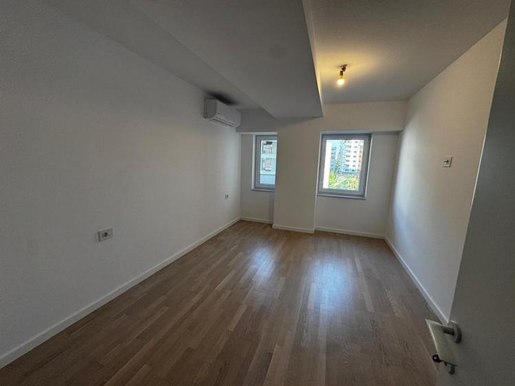 Apartament cu 4 camere decomandat în Ultracentral