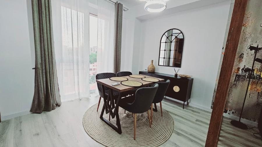 Apartament cu 2 camere semidecomandat în Parcul Carol