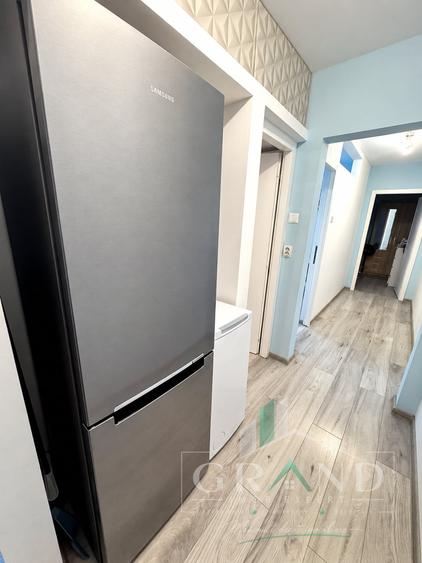 Apartament cu 2 camere decomandat, mobilat în Central