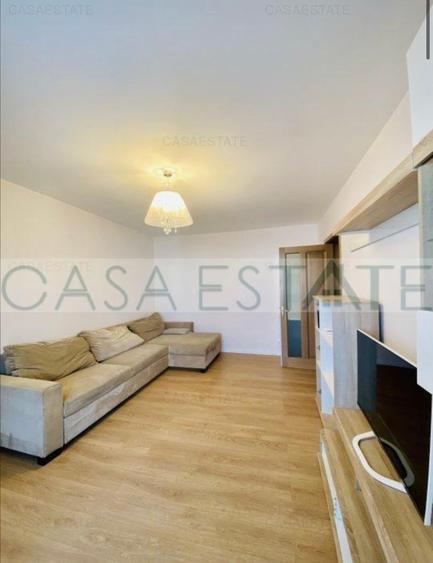 Apartament cu 3 camere în Tineretului