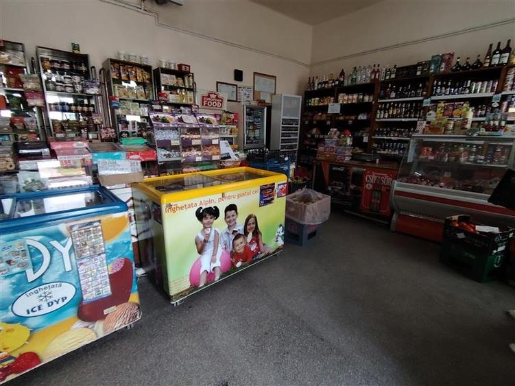 Spațiu comercial, de 92 mp, în Remetea