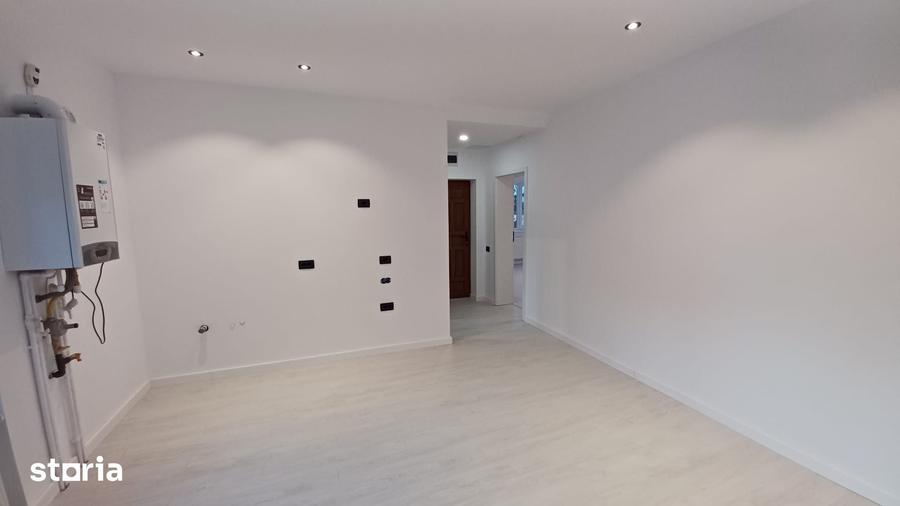Apartament cu 2 camere semidecomandat în 15 Noiembrie