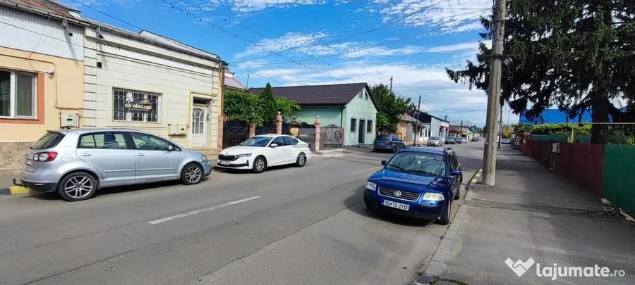Casă cu 3 camere cu Teren 305 Mp în Central