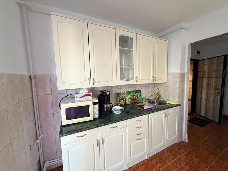 Apartament cu 2 camere decomandat în Anda