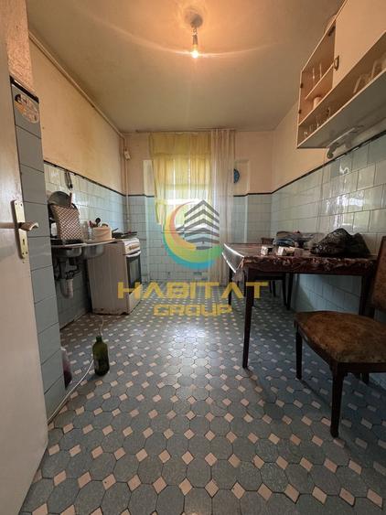 Apartament cu 3 camere decomandat în Lujerului