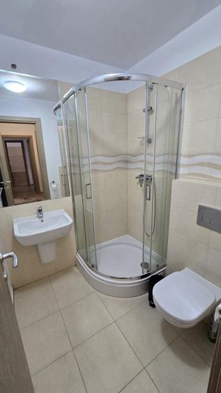 Apartament cu 4 camere decomandat, mobilat în Otopeni