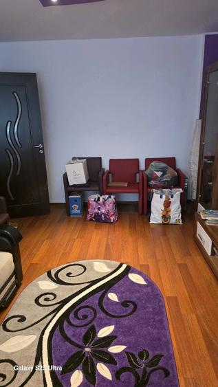 Apartament cu 2 camere decomandat în Horia