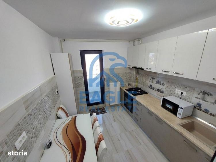 Apartament cu 2 camere, mobilat în Palazu Mare