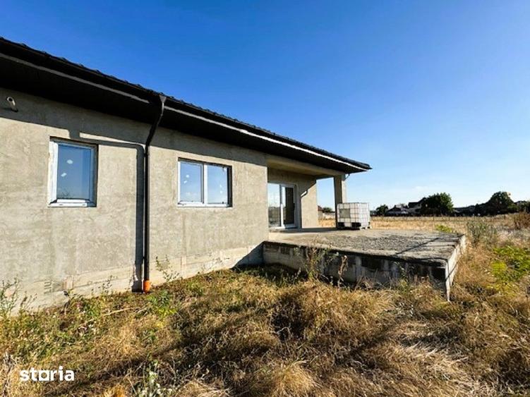 Casă cu 3 camere cu Teren 650 Mp în Nicolae Titulescu