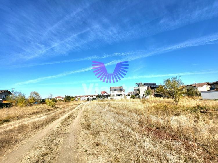Teren agricol intravilan de 11661 mp, în Nord-Vest
