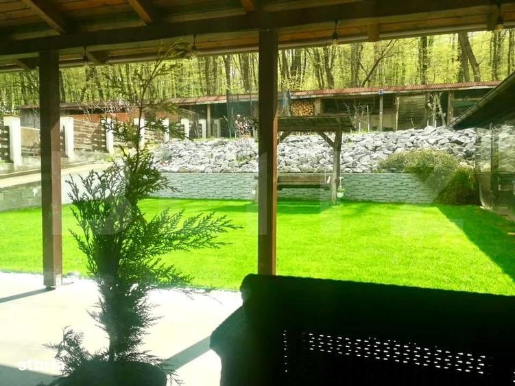 Casă cu 4 camere în Panic