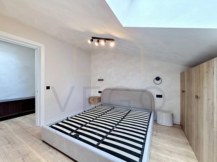 Casă cu 3 camere cu Teren 200 Mp în Semicentral