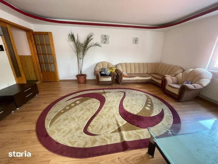Casă cu 3 camere cu Teren 160 Mp în Central