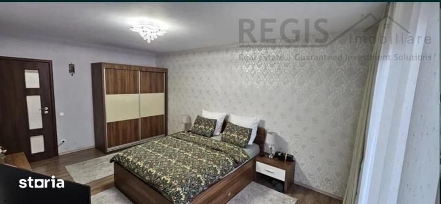 Casă cu 5 camere cu Teren 1000 Mp în Central