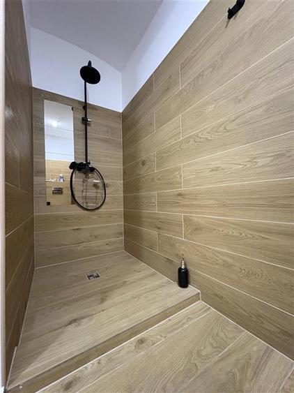 Apartament cu 3 camere decomandat, mobilat în P-ța Maria