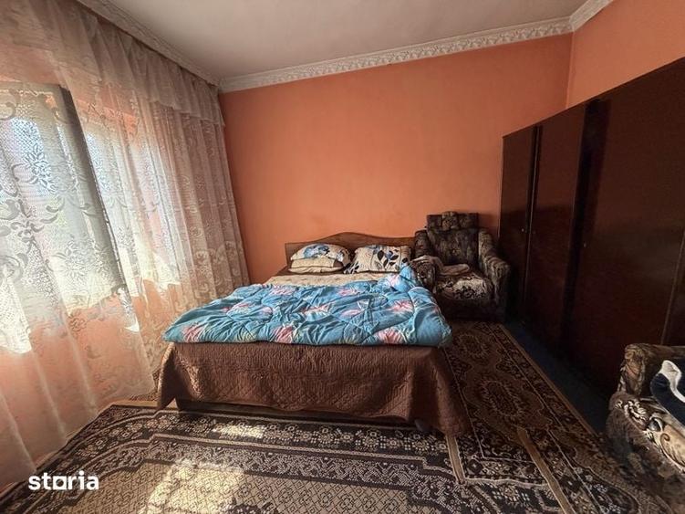 Casă cu 4 camere cu Teren 150 Mp în Oinacu