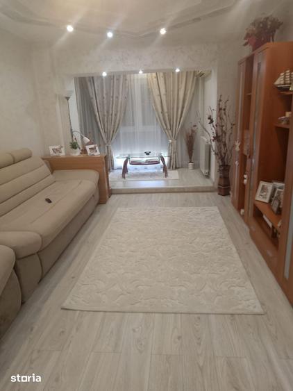 Apartament cu 2 camere decomandat în Buzaului