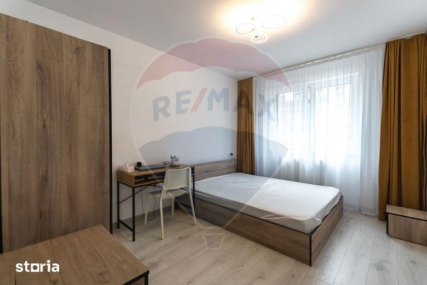 Apartament cu 3 camere, mobilat în Tractorul