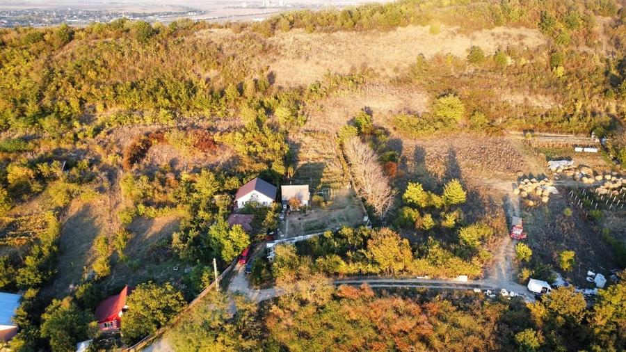 Casă individuală cu 3 camere cu Teren 1360 Mp în Vlădiceni