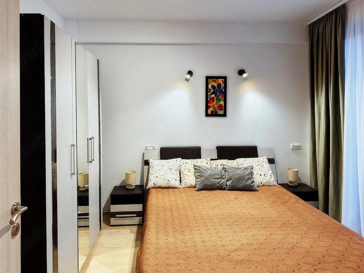 Apartament cu 2 camere semidecomandat în Moinești