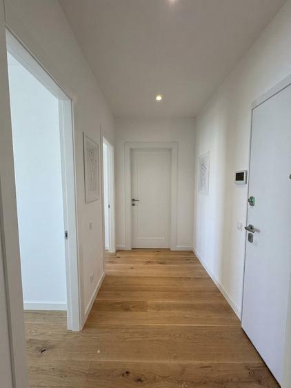 Apartament cu 2 camere decomandat în Aviației