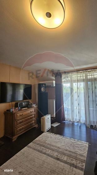 Casă cu 4 camere cu Teren 702 Mp în Nord