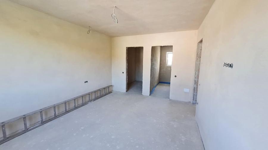 Casă cu 4 camere cu Teren 3504 Mp în Șelimbăr