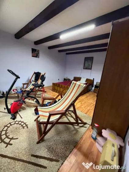Casă cu 3 camere cu Teren 562 Mp în Pielești