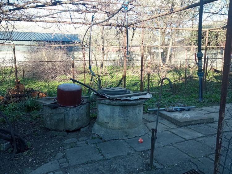 Casă individuală cu 4 camere cu Canalizare în Mureșeni