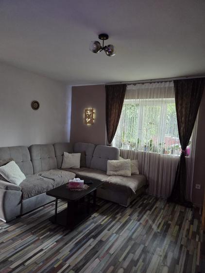 Casă cu Teren 750 Mp în Central