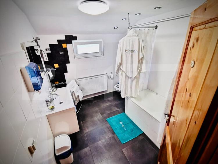 Casă cu 5 camere cu Teren 2700 Mp în Viștișoara
