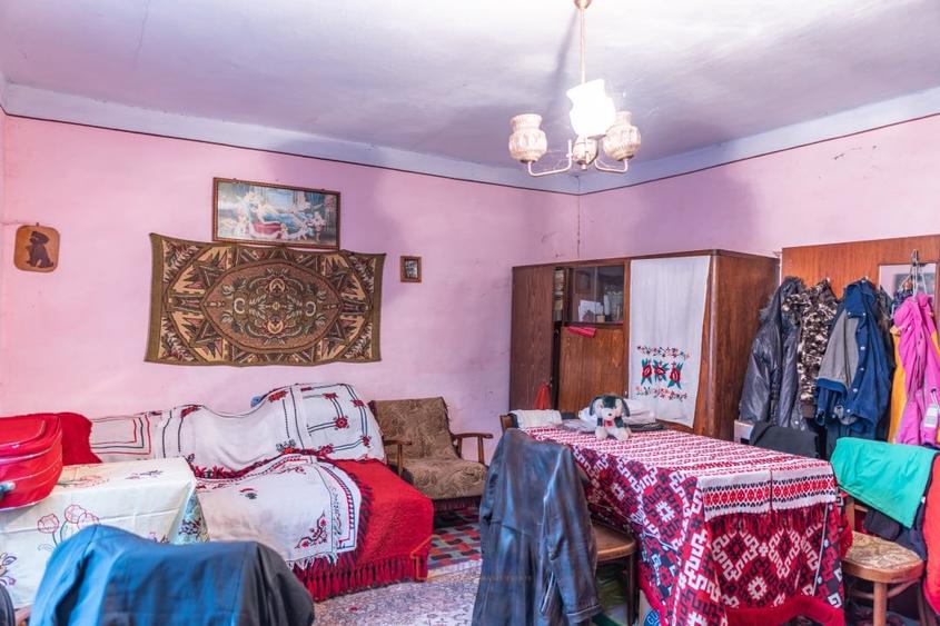 Casă individuală cu 3 camere cu Teren 1010 Mp în Măgirești