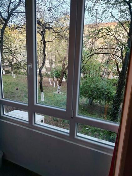 Apartament cu 2 camere semidecomandat în Rogerius