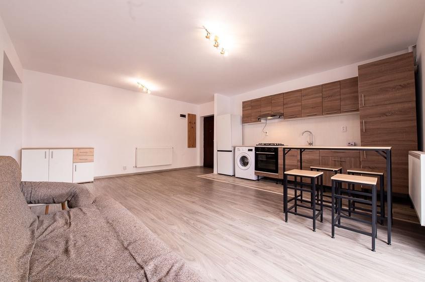 Apartament cu 2 camere semidecomandat în Florești