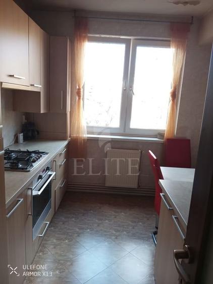 Apartament cu 4 camere semidecomandat, mobilat în Grigorescu