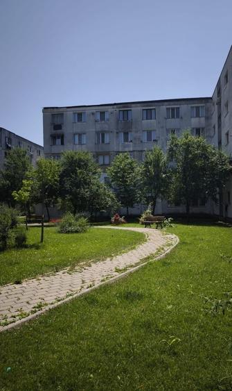 Apartament cu 3 camere decomandat în Frumoasa