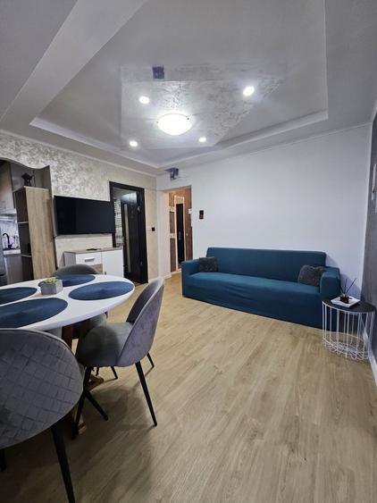 Apartament cu 2 camere decomandat în Dacia