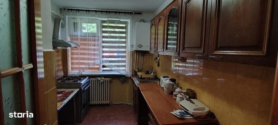 Apartament cu 3 camere decomandat în Ultracentral