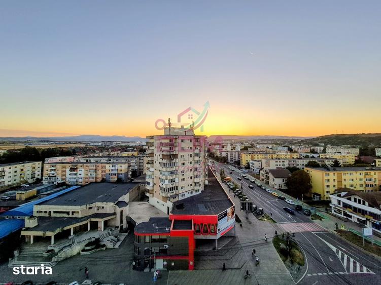 Apartament cu 3 camere decomandat în Central