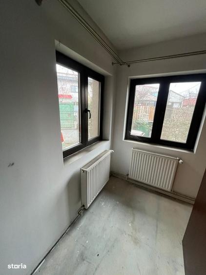 Casă cu 4 camere în Chitila