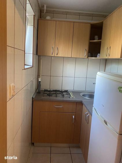 Garsonieră decomandată în Podu Roș