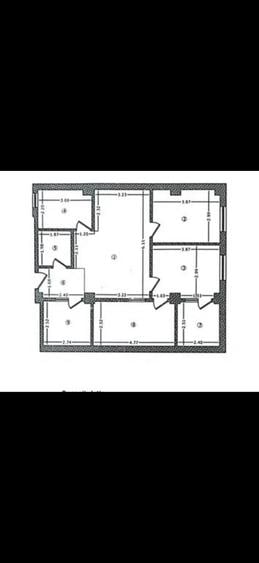 Apartament cu 3 camere semidecomandat în Giulești