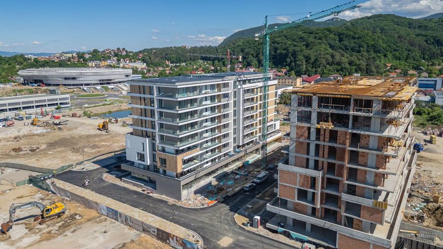 Apartament cu 3 camere decomandat în Bartolomeu