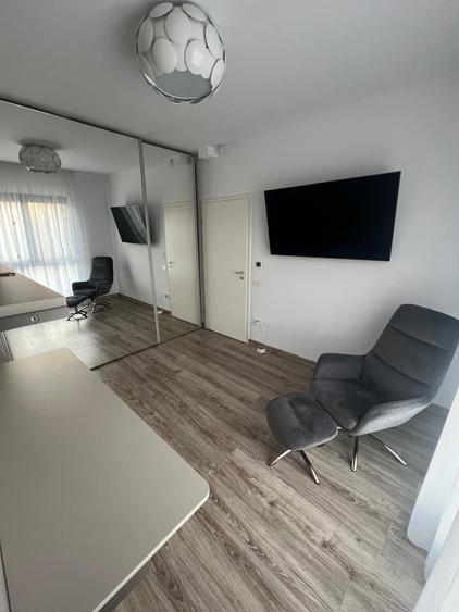 Penthouse cu 3 camere, mobilat în Dumbrăvița
