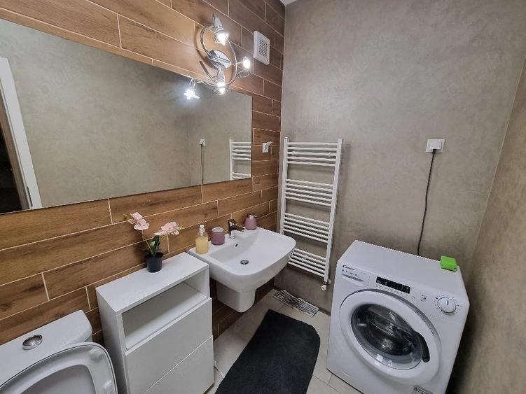 Apartament cu 2 camere decomandat în Răcădău