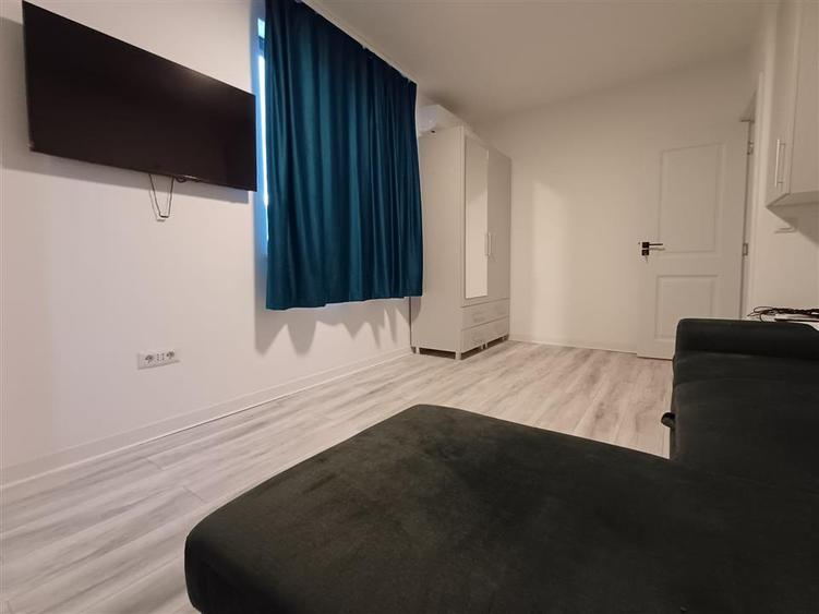 Apartament cu 3 camere decomandat, mobilat în Bularga